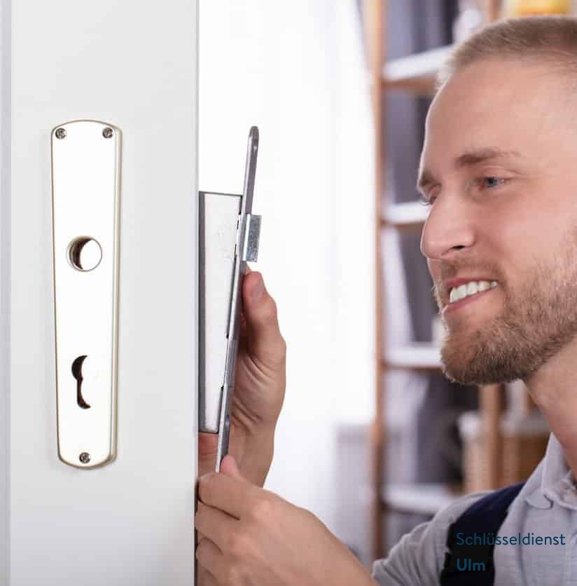 Schliesszylinder wird gewechselt